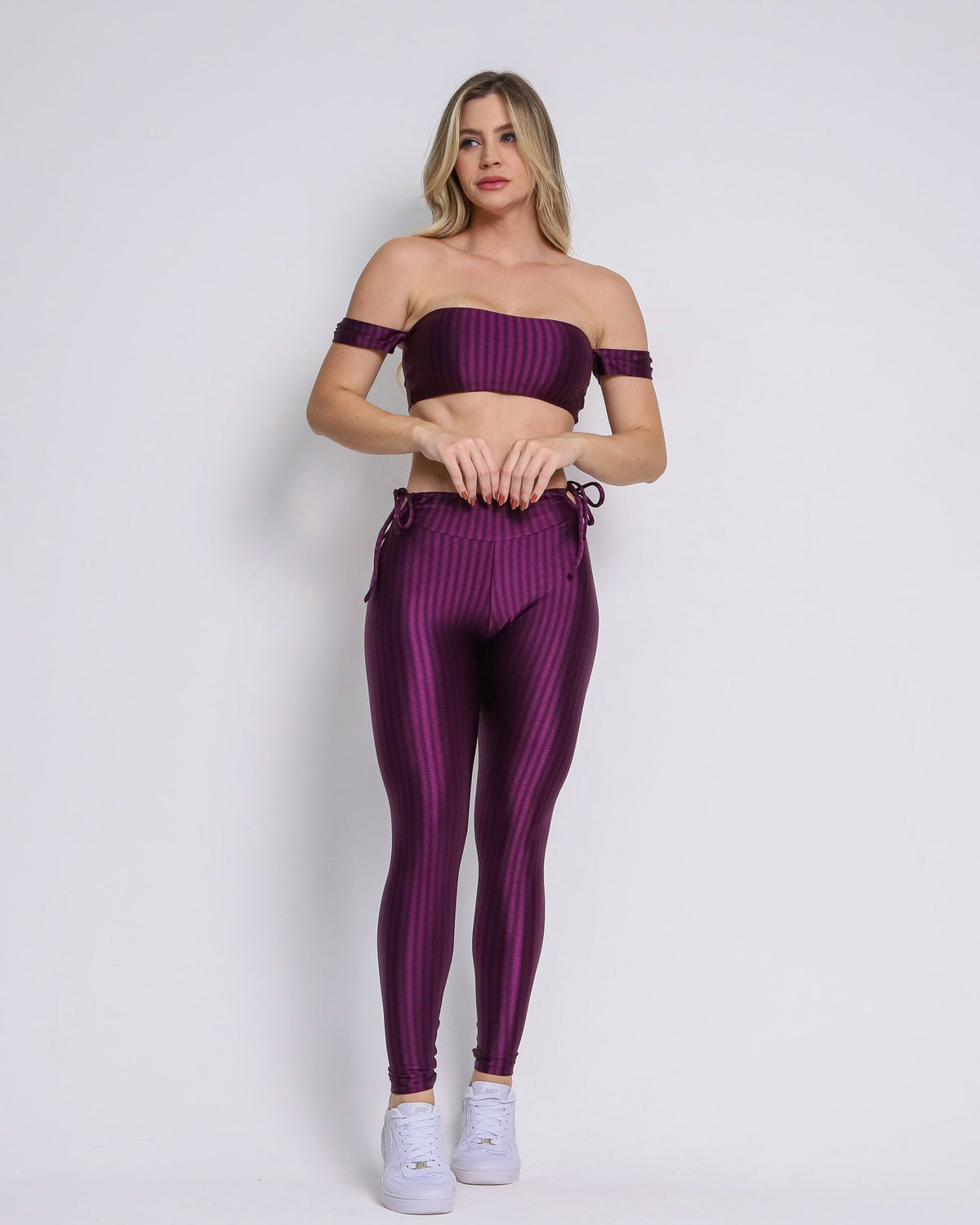 Conjunto Legging Empina Bumbum Cirre + Top Ciganinha